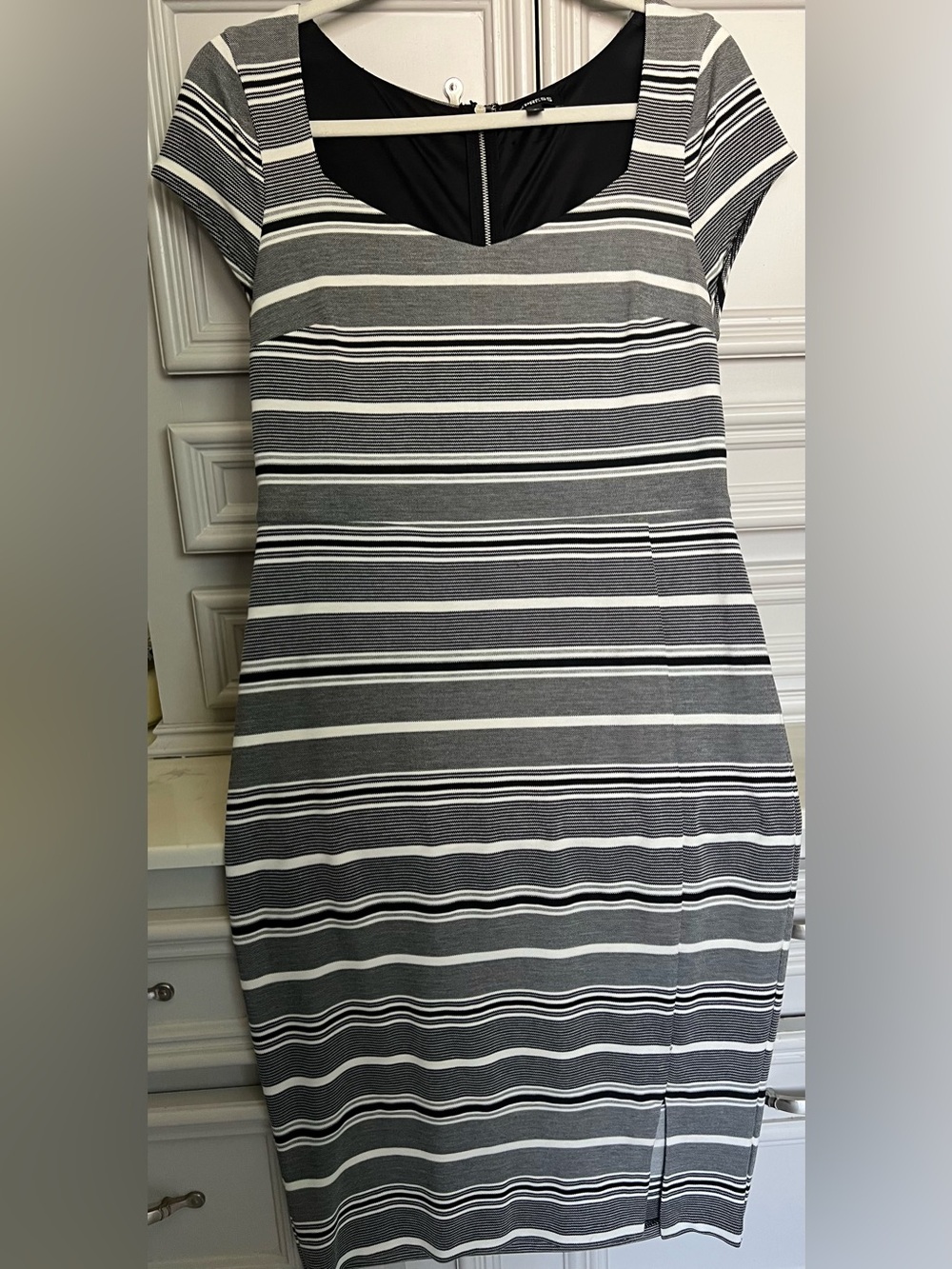 Striped Short-Sleeve Sheath Dress in Navy & White